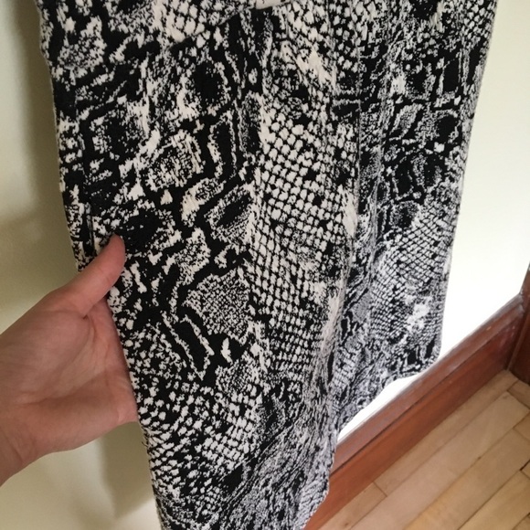 Anthropologie HD in Paris wrap dress small - Picture 6 of 7